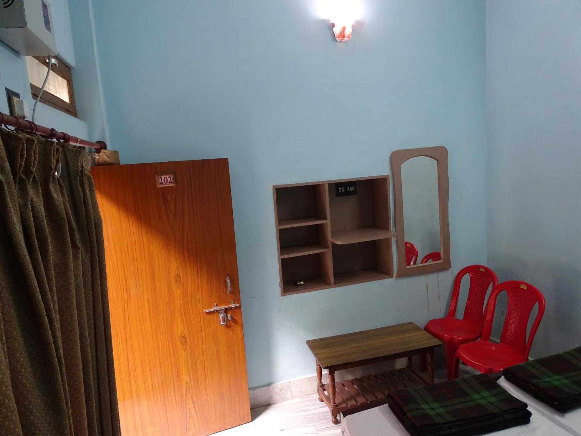 Teerth Guest House - Varanasi — Photos 2